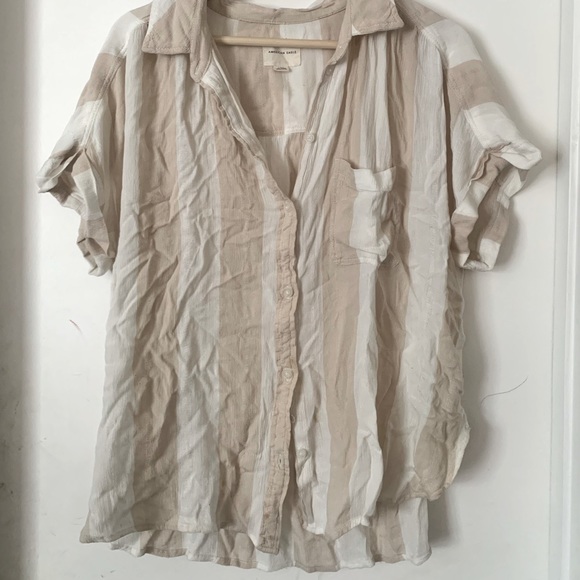 American Eagle Button T-shirt - Picture 1 of 3